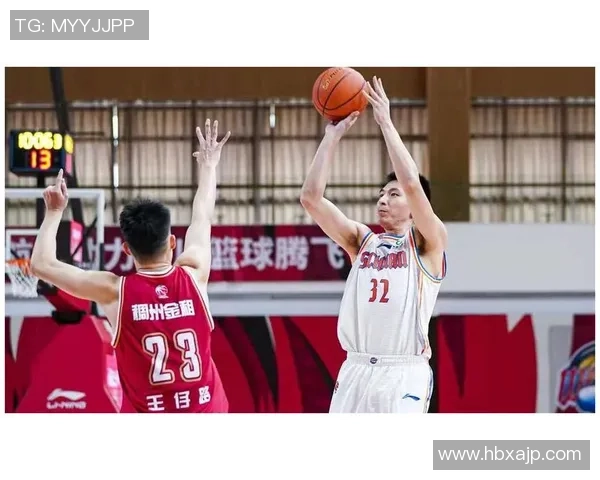 西安篮球队在精英赛中以74分高居积分榜首位，表现抢眼